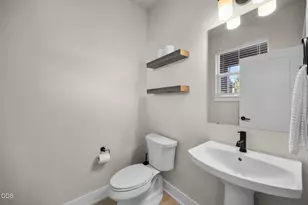 20843 SE Caldera Dr, Bend, OR 97702 - Photo 31