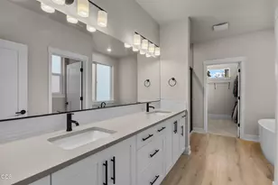 20843 SE Caldera Dr, Bend, OR 97702 - Photo 15