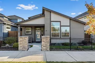 20843 SE Caldera Dr, Bend, OR 97702 - Photo 1