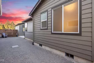 20843 SE Caldera Dr, Bend, OR 97702 - Photo 33