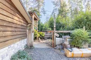 29387 Redwood Hwy, Cave Junction, OR 97523 - Photo 37
