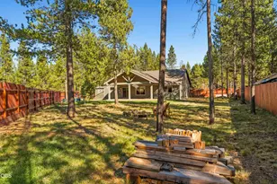 56085 Marsh Hawk Rd, Bend, OR 97707 - Photo 9