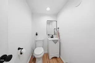 1040 SW 15th St, Redmond, OR 97756 - Photo 27