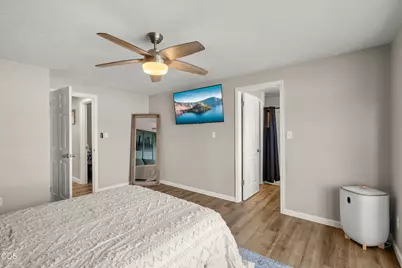 1011 Hermosa Drive, Central Point, OR 97502 - Photo 15