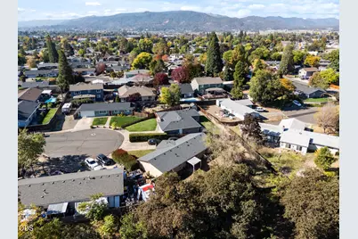 1011 Hermosa Drive, Central Point, OR 97502 - Photo 37