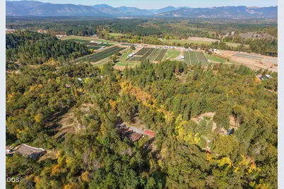 835 Greenview Drive, Cave Junction, OR 97523 - Photo 53