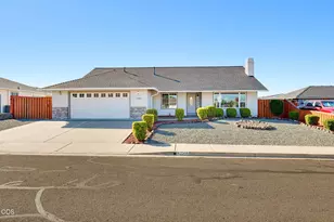 2300 Savannah Dr, Central Point, OR 97502 - Photo 1
