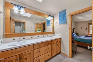 20118 Crystal Mountain Ln, Bend, OR 97702 - Photo 19