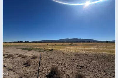 11288 SW Highway 126, Powell Butte, OR 97753 - Photo 11