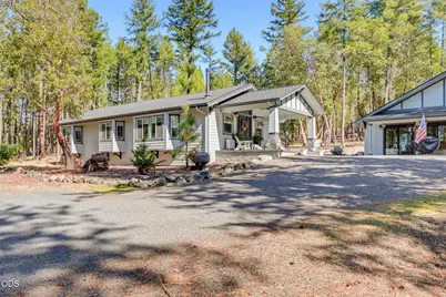 995 Upper Applegate Road, Jacksonville, OR 97530 - Photo 1