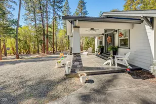 995 Upper Applegate Rd, Jacksonville, OR 97530 - Photo 13