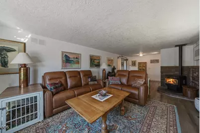 20594 Jefferson Court, Bend, OR 97703 - Photo 5