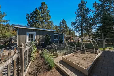 20594 Jefferson Court, Bend, OR 97703 - Photo 37