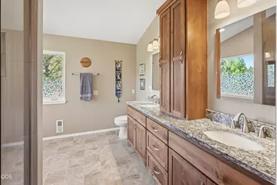 61325 Victory Loop, Bend, OR 97702 - Photo 23