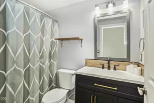 1453 NE 4th St, Redmond, OR 97756 - Photo 19