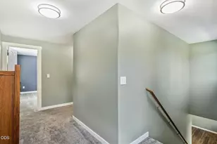 1453 NE 4th St, Redmond, OR 97756 - Photo 21