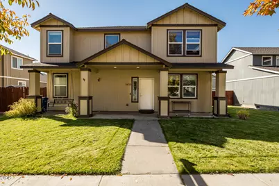 1453 NE 4th Street, Redmond, OR 97756 - Photo 1