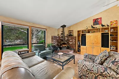 64417 McGrath Road, Bend, OR 97701 - Photo 11