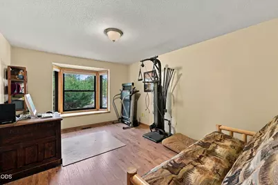 64417 McGrath Road, Bend, OR 97701 - Photo 25