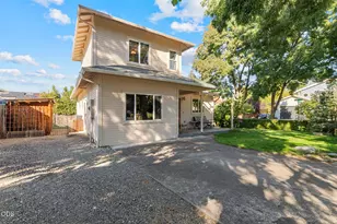 1323 Mill Pond Rd, Ashland, OR 97520 - Photo 3