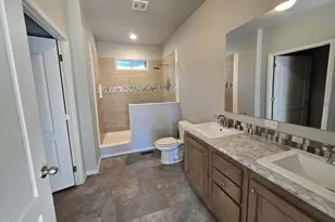 535 W River St, Cave Junction, OR 97523 - Photo 19
