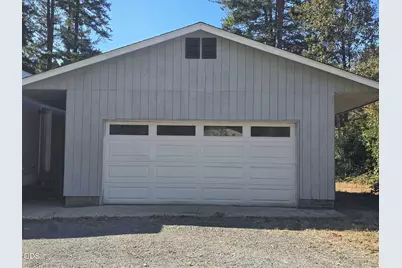 535 W River Street, Cave Junction, OR 97523 - Photo 25