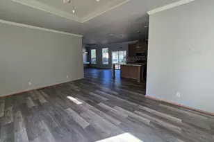 535 W River St, Cave Junction, OR 97523 - Photo 9