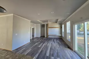 535 W River St, Cave Junction, OR 97523 - Photo 17