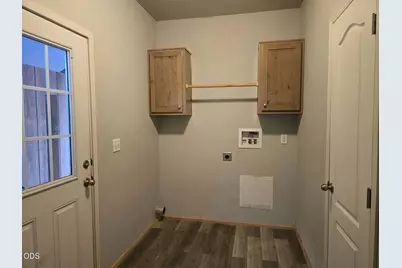 535 W River Street, Cave Junction, OR 97523 - Photo 21