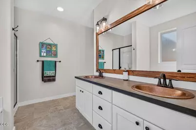 425 W Nevada Street, Ashland, OR 97520 - Photo 11