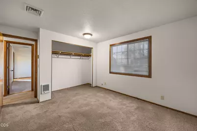 52300 Glenwood Drive, La Pine, OR 97739 - Photo 17