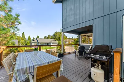 227 Sapphire Court, Grants Pass, OR 97527 - Photo 33