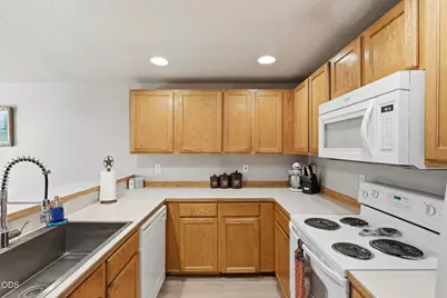 1450 SW 16th Street, Redmond, OR 97756 - Photo 11