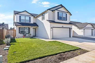 3688 Carlin Drive, Medford, OR 97504 - Photo 11