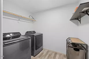 3688 Carlin Dr, Medford, OR 97504 - Photo 31