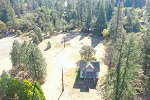 33105 Redwood Hwy, Cave Junction, OR 97523 - Photo 3