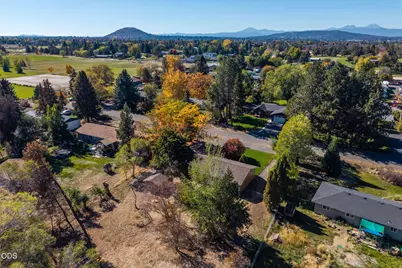 62928 Florence Drive, Bend, OR 97701 - Photo 29