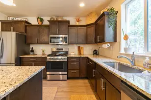16619 Landing Ct, La Pine, OR 97739 - Photo 11