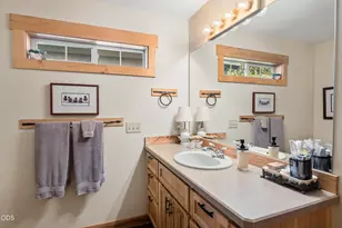 1490 Red Wing Loop, Redmond, OR 97756 - Photo 25