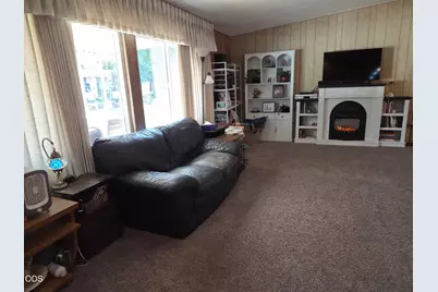 1094 Lee Roze Lane, Grants Pass, OR 97527 - Photo 5