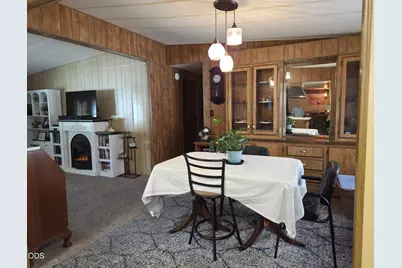 1094 Lee Roze Lane, Grants Pass, OR 97527 - Photo 9