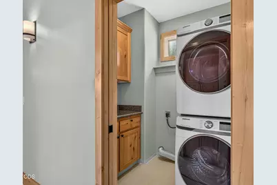 524 W Nevada Street, Ashland, OR 97520 - Photo 31