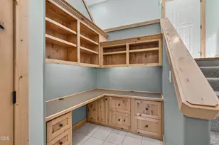 524 W Nevada St, Ashland, OR 97520 - Photo 23