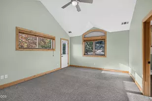 524 W Nevada St, Ashland, OR 97520 - Photo 17
