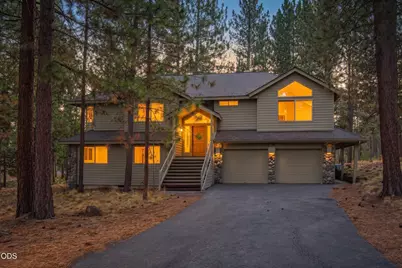18130 Mt Baker Lane #4, Sunriver, OR 97707 - Photo 1