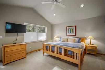 18130 Mt Baker Lane #4, Sunriver, OR 97707 - Photo 17