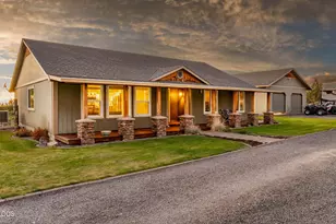 5097 SE Iowa Ave, Prineville, OR 97754 - Photo 3