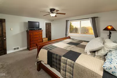 5097 SE Iowa Avenue, Prineville, OR 97754 - Photo 15