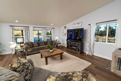 5097 SE Iowa Avenue, Prineville, OR 97754 - Photo 13
