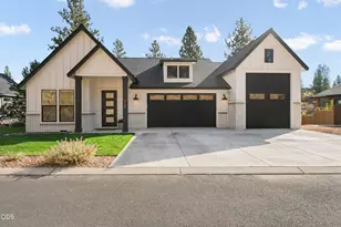 2169 NW Skyline Ranch Rd, Bend, OR 97703 - Photo 1